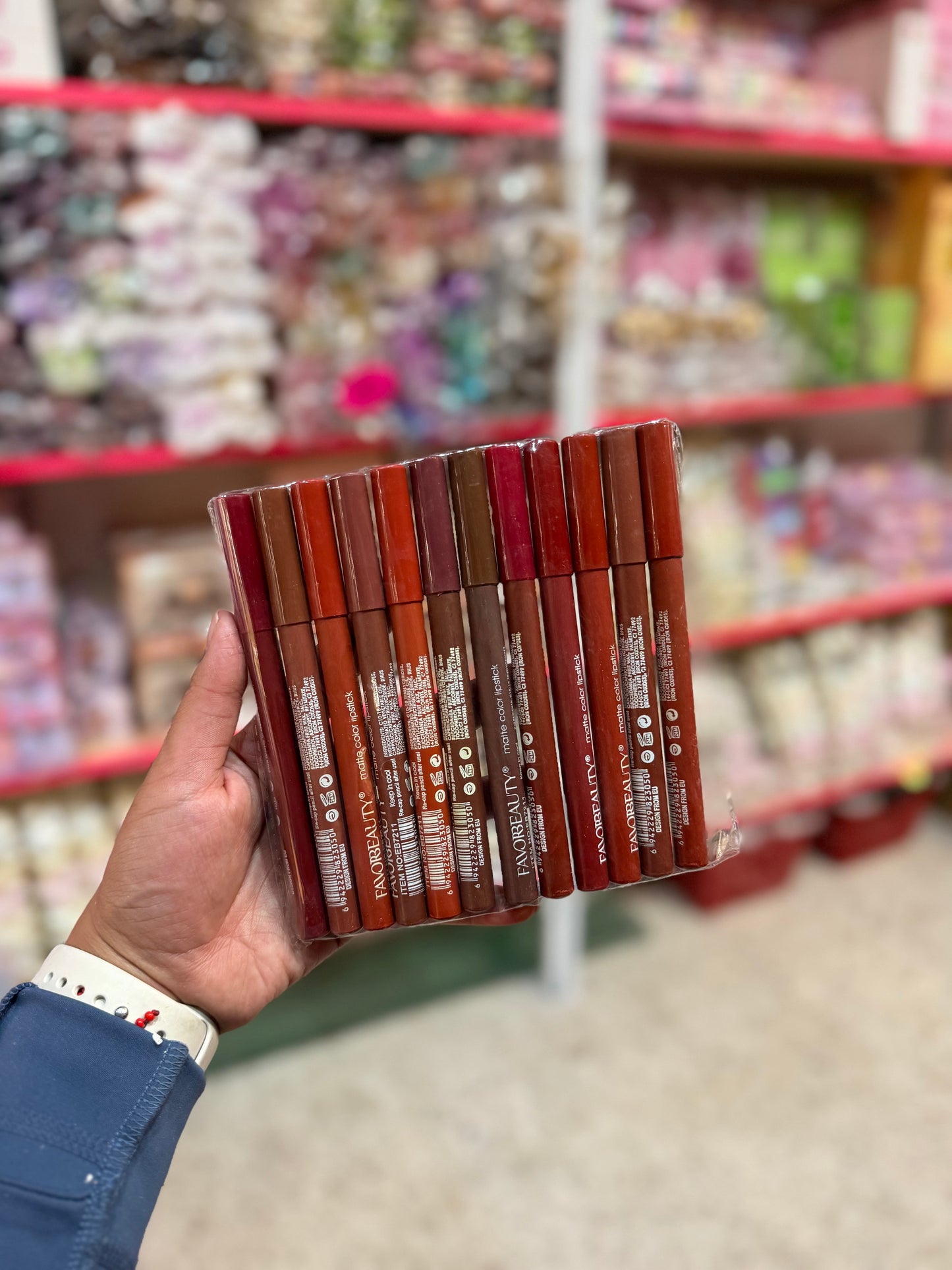 Delineador de labios café
